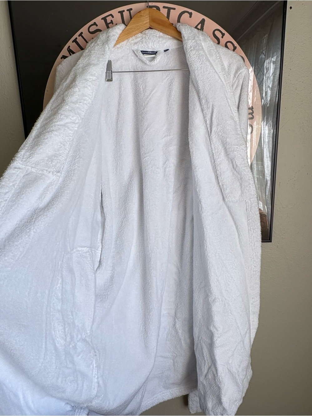 Brooklinen White Robe - Picture 10 of 10